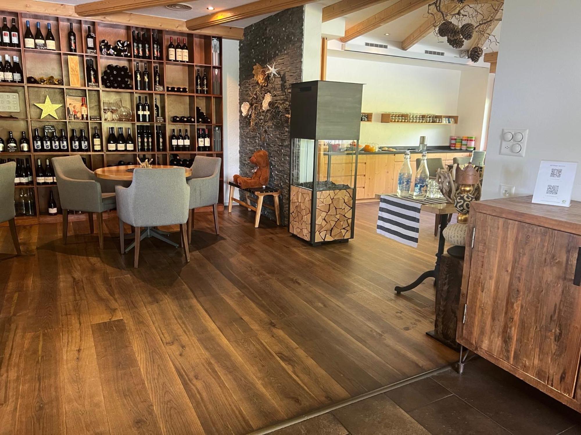Hotel Alpina Fiesch Extérieur photo